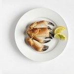 crab claws shell on